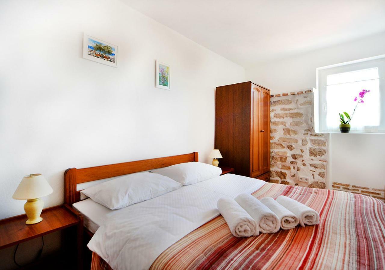 Old Town Vrsar, Apartments Danica & Zoran Ngoại thất bức ảnh